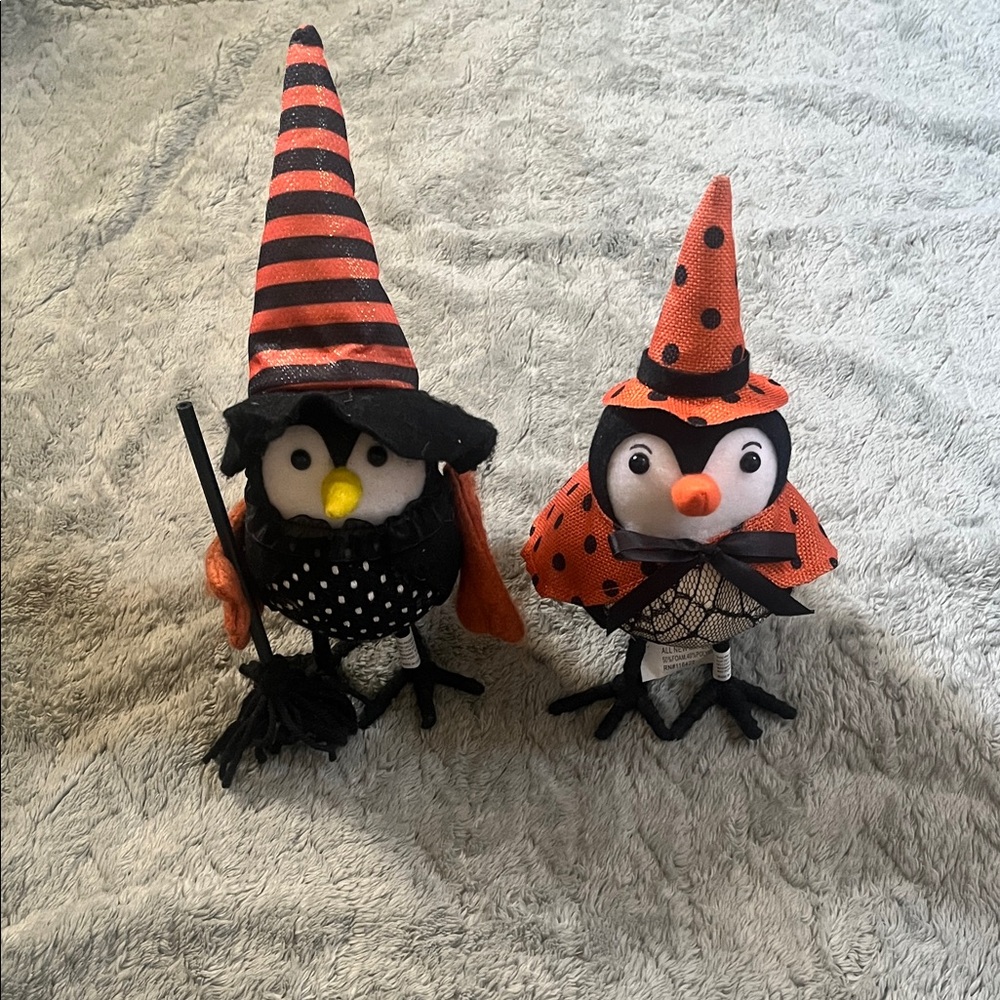 Halloween Penguin Kids Costume Hat and Cape Set in Orange and Black